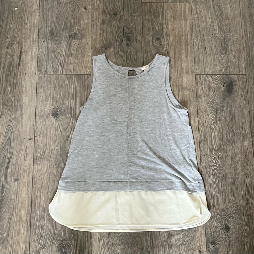 J.Crew Women’s Grey and Cream Sleeveless Blouse Small